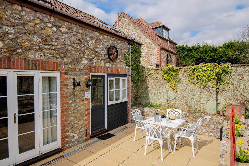 Exterior view of Farriers Cottage