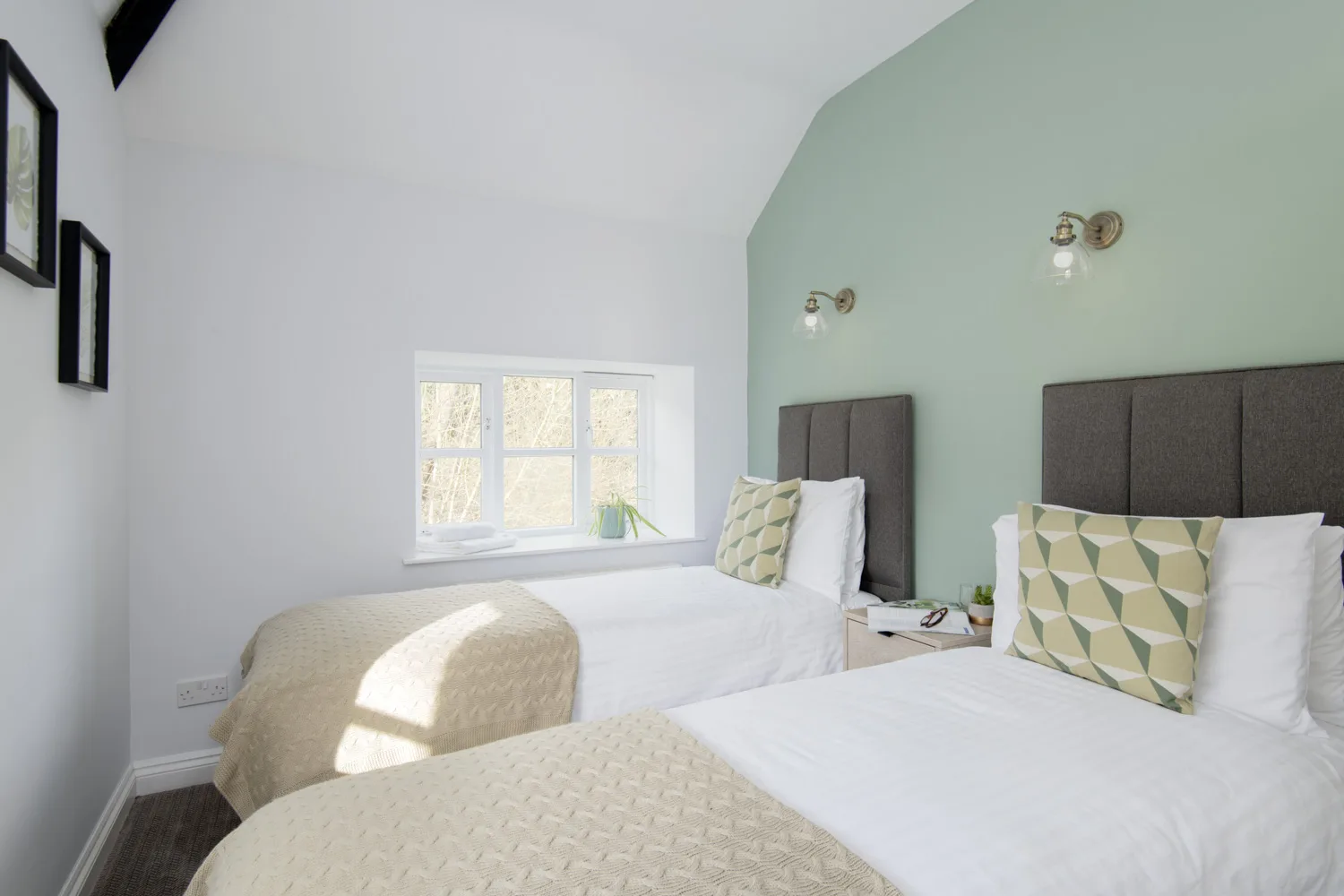 Hayloft Cottage Twin Bedroom