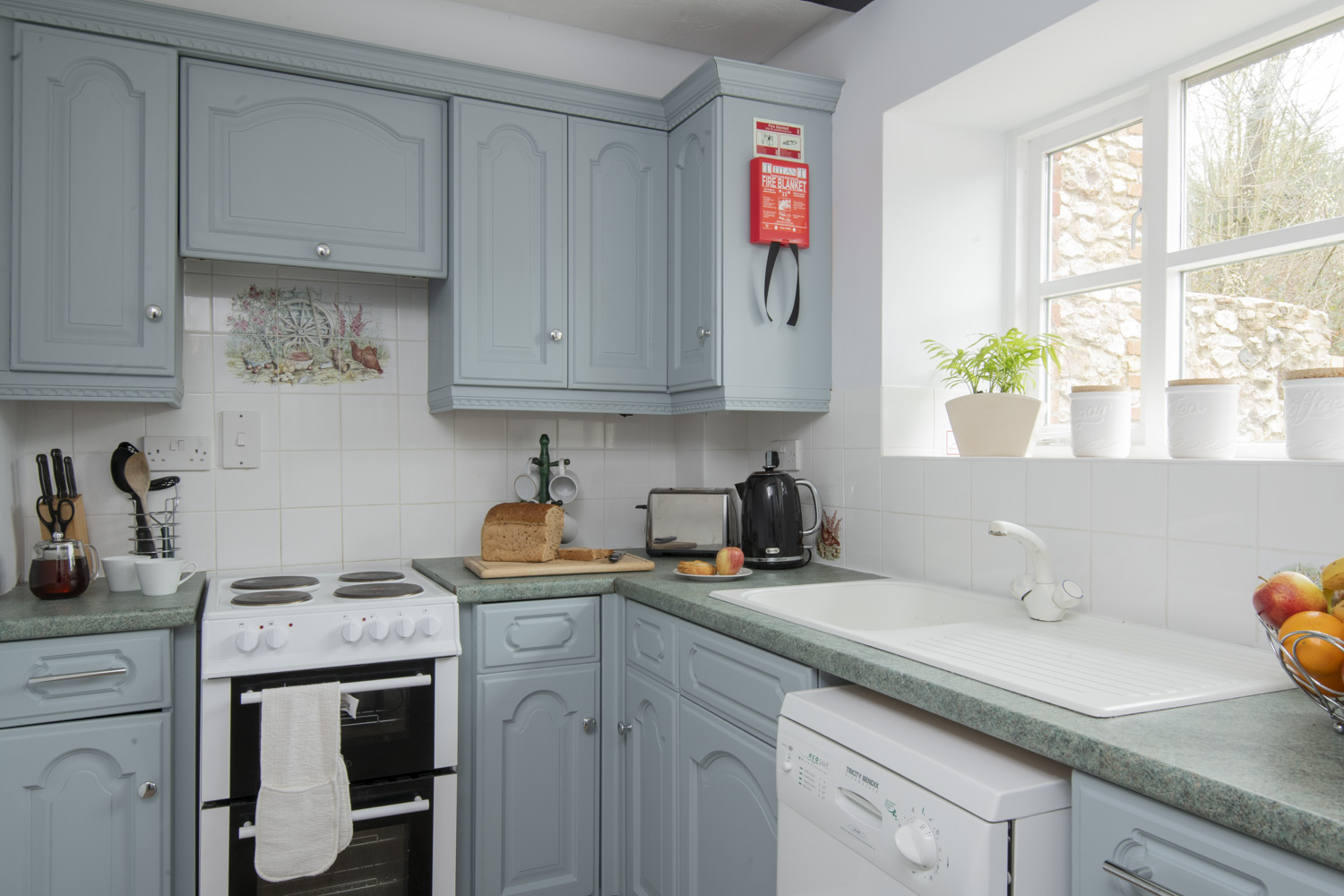 SummerHay Cottage Kitchen